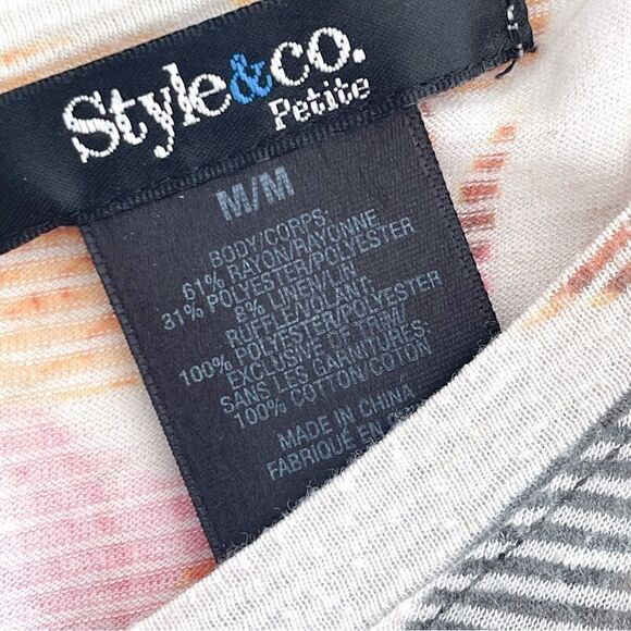 Style & Co. Petite Floral T-Shirt Crochet Back Angled Ruffled Women's M - Picture 3 of 5